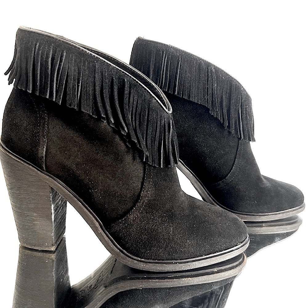 🚨SOLD🚨 JOIE Black Leather Suede Fringe Trim Western High Heel ankle Short Bootie - Picture 2 of 9
